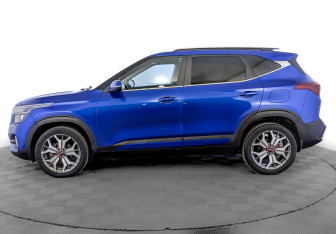 Подержанный автомобиль Kia Seltos 2022 года (8 фото)