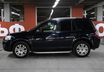 Подержанный автомобиль Land Rover Freelander 2007 года (8 фото)