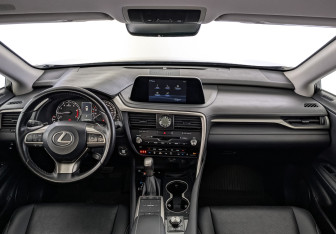 Подержанный автомобиль Lexus RX 2022 года (14 фото)