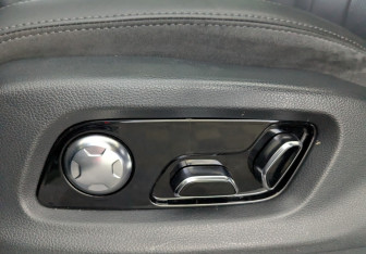 Новый Hongqi E-HS9 2021 (25 фото)