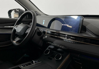 Подержанный автомобиль Exeed LX 2022 года (5 фото)