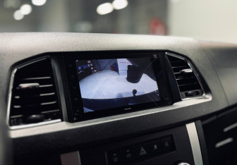 Подержанный автомобиль УАЗ Patriot 2017 года (14 фото)