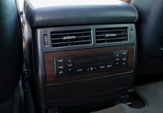 Подержанный автомобиль Toyota Land Cruiser Suv 2019 года (24 фото)