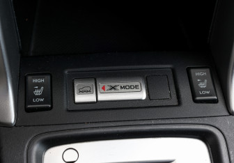 Подержанный автомобиль Subaru Forester Suv 2014 года (17 фото)