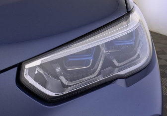 Подержанный автомобиль BMW X5 2021 года (11 фото)