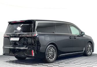 Подержанный автомобиль Voyah Dream 2022 года (5 фото)