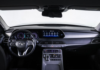Подержанный автомобиль Hyundai Palisade 2022 года (18 фото)