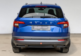 Подержанный автомобиль Skoda Karoq 2021 года (6 фото)