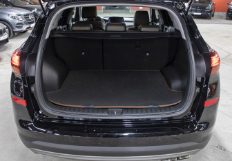 Подержанный автомобиль Hyundai Tucson 2020 года (10 фото)