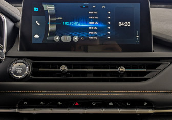 Подержанный автомобиль Chery Tiggo 8 2021 года (17 фото)