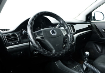 Подержанный автомобиль SsangYong Actyon 2013 года (8 фото)