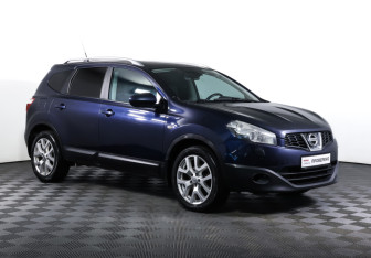 Подержанный автомобиль Nissan Qashqai+2 2010 года (3 фото)