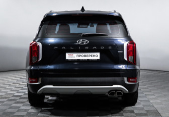 Подержанный автомобиль Hyundai Palisade 2019 года (6 фото)