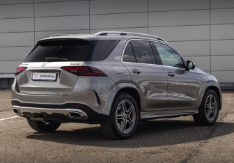 Подержанный автомобиль Mercedes-Benz GLE 2019 года (8 фото)