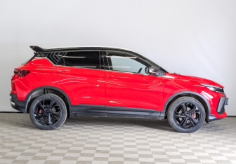 Подержанный автомобиль Geely Coolray 2024 года (4 фото)