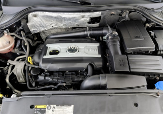 Подержанный автомобиль Volkswagen Tiguan 2015 года (9 фото)