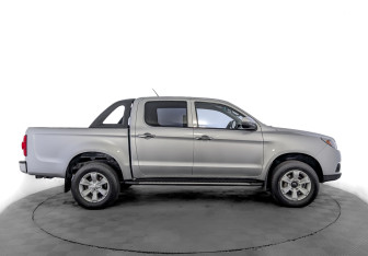 Подержанный автомобиль JAC T6 2023 года (4 фото)