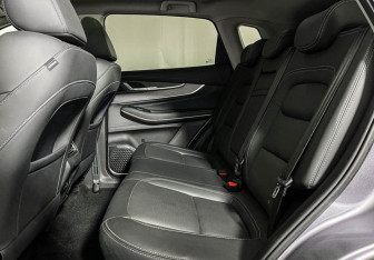 Подержанный автомобиль Exeed LX 2023 года (10 фото)