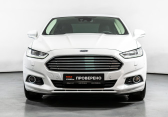 Подержанный автомобиль Ford Mondeo Sedan 2015 года (2 фото)