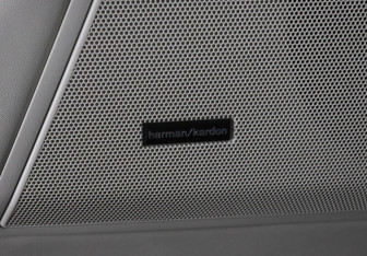 Подержанный автомобиль Land Rover Range Rover Sport 2013 года (17 фото)