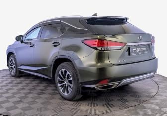 Подержанный автомобиль Lexus RX 2021 года (7 фото)