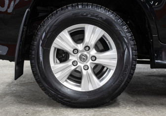 Подержанный автомобиль Lexus LX 2017 года (24 фото)