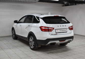 Подержанный автомобиль LADA (ВАЗ) Vesta Wagon 2018 года (7 фото)