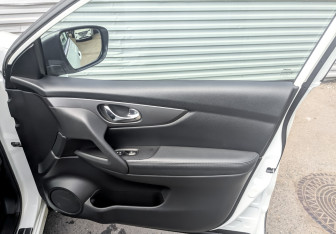 Подержанный автомобиль Nissan Qashqai 2020 года (23 фото)