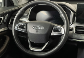 Подержанный автомобиль Chery Tiggo 8 Pro 2023 года (14 фото)