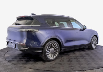 Подержанный автомобиль Voyah Free 2023 года (5 фото)