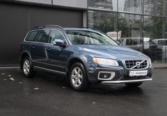 Подержанный автомобиль Volvo XC70 2008 года (3 фото)