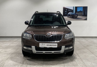 Подержанный автомобиль Skoda Yeti 2016 года (2 фото)