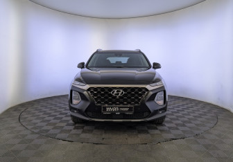 Подержанный автомобиль Hyundai Santa Fe 2019 года (2 фото)