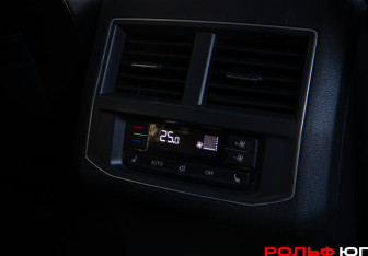 Подержанный автомобиль Volkswagen Teramont 2019 года (20 фото)