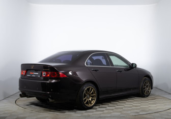 Подержанный автомобиль Honda Accord Sedan 2007 года (5 фото)