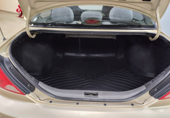 Подержанный автомобиль Kia Spectra Sedan 2007 года (12 фото)