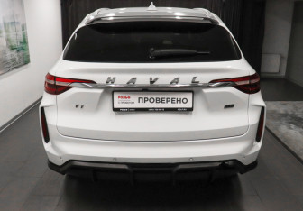 Подержанный автомобиль Haval F7 2022 года (5 фото)