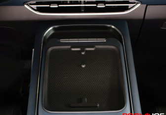 Подержанный автомобиль Voyah Free 2023 года (18 фото)