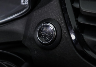 Подержанный автомобиль Ford Fiesta Hatchback 2018 года (11 фото)