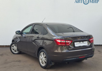 Подержанный автомобиль LADA (ВАЗ) Vesta Sedan 2018 года (7 фото)