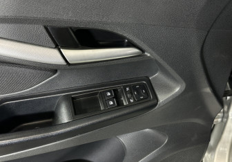 Подержанный автомобиль LADA (ВАЗ) Vesta Sedan 2016 года (18 фото)