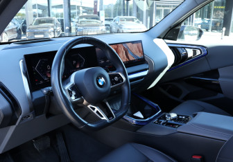 Подержанный автомобиль BMW X3 2025 года (13 фото)