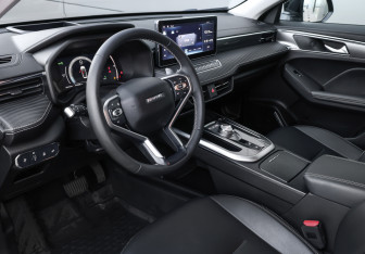 Подержанный автомобиль Haval Jolion 2023 года (15 фото)