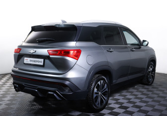 Подержанный автомобиль Chevrolet Captiva 2022 года (5 фото)