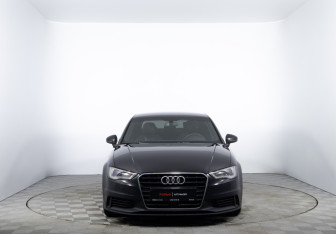 Подержанный автомобиль Audi A3 Sedan 2014 года (2 фото)