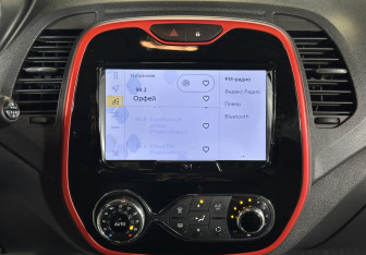 Подержанный автомобиль Renault Kaptur 2018 года (19 фото)