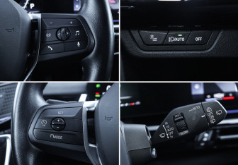 Подержанный автомобиль BMW X1 2022 года (16 фото)