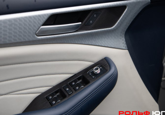 Подержанный автомобиль Haval F7x 2023 года (21 фото)