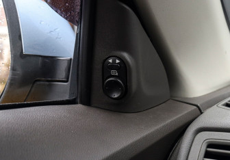 Подержанный автомобиль Ravon R4 2018 года (16 фото)