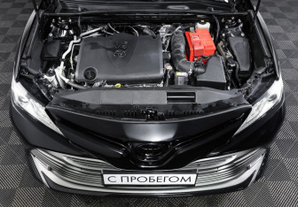 Подержанный автомобиль Toyota Camry Sedan 2018 года (9 фото)